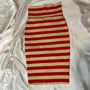 Bebe Striped knit midi Stretch pencil skirt. Size XXS